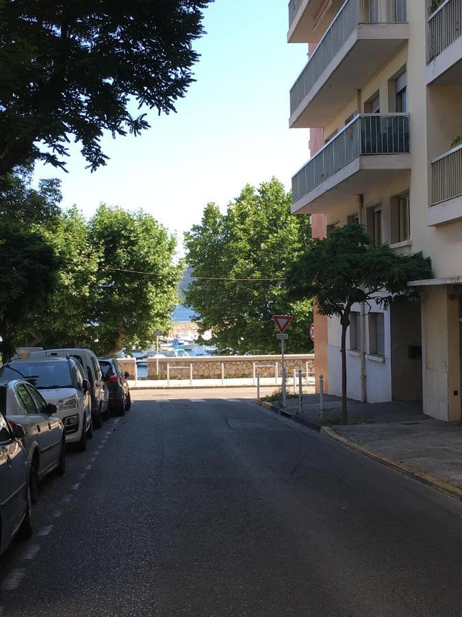 Le Goeland 3 avec balcon vue mer latérale Tolone Esterno foto