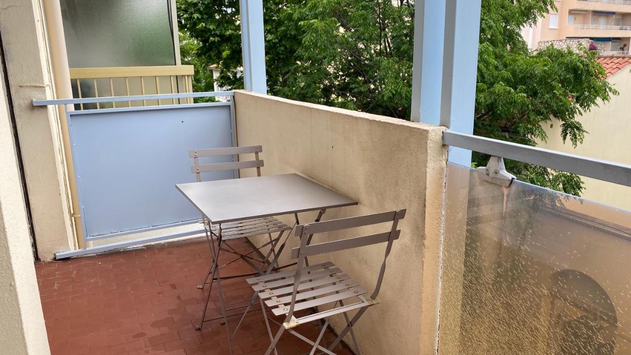Le Goeland 3 avec balcon vue mer latérale Tolone Esterno foto